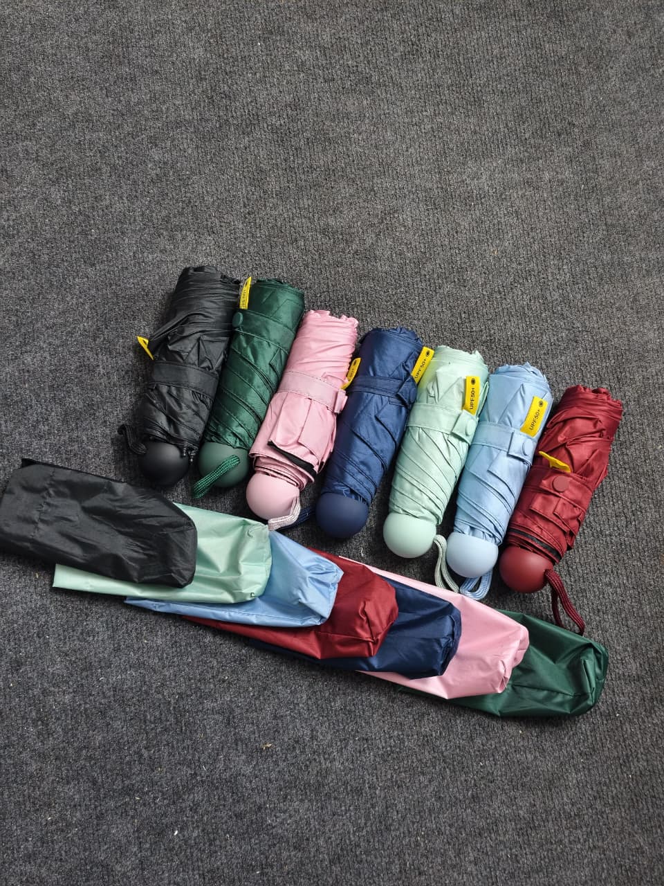 Portable Umbrella – Compact, Windproof & Auto Open/Close